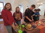 HLAVOLAMY A DESKOVKY