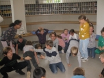 4. B říjen - Knihovna