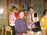 4. B prosinec - Třídní besídka