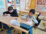 5. B květen - Šijeme