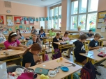 5. B květen - Šijeme