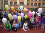 VYPUŠTĚNÍ BALÓNKU- OSLAVA 85. VÝROČÍ ŠKOLY