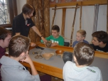 S archeologií do středověku