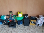 Roboti