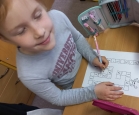 Znázorni o 1 více