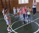 Rozcvička hry a soutěže  v tělocvičně 