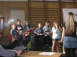 prosinec - Kapela ve škole - koncert