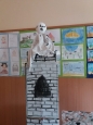 Hrad z krabic a kartonů